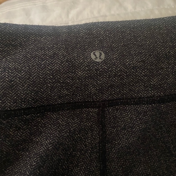 Lululemon leggings - Picture 6 of 6
